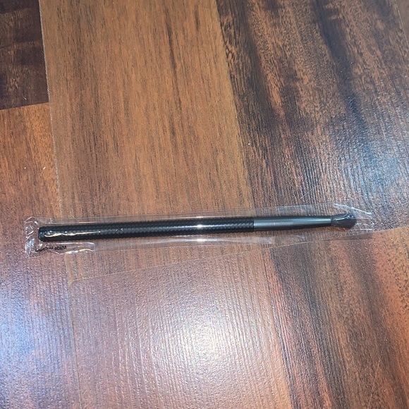 Laruce Tapered Blending Brush LR007 - Picture 7 of 10